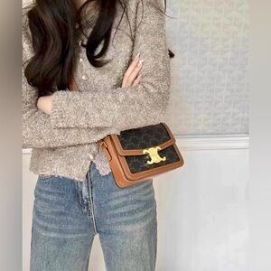 Triomphe Bag Teen Canvas